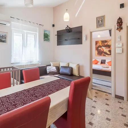 Luxe In With Private Pool * Valtura