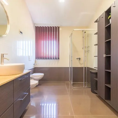 Villa Luxe In With Private Pool *