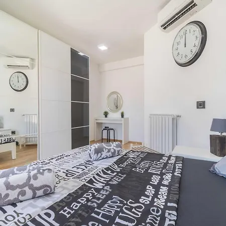Villa Luxe In With Private Pool Valtura